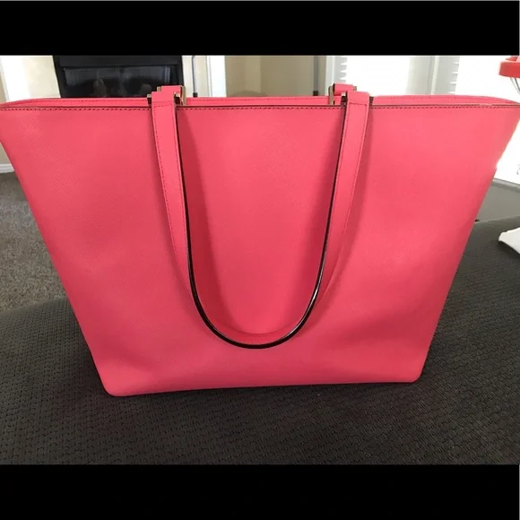 Kate Spade Large Saffiano Leather Pink Tote - Picture 3 of 6